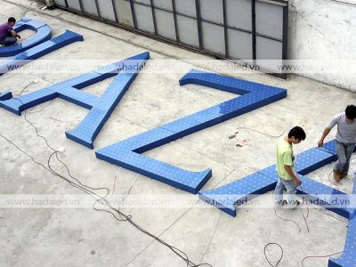 Thi công biển tòa nhà chuyên nghiệp