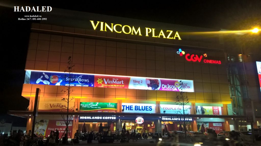 thi công biển quảng cáo trên nóc nhà cao tầng