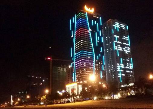 Quan Điểm Và Nguyên Tắc Chiếu Sáng Mặt Ngoài Kiến Trúc Cao Tầng Trong Đô Thị Ở Việt Nam 4 chiếu sáng mặt ngoài kiến trúc