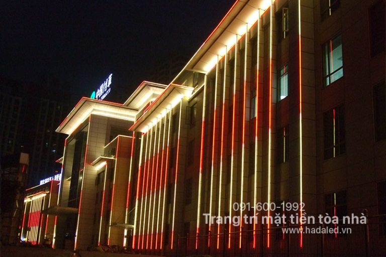 Đèn Led trang trí mặt tiền tòa nhà hiện đại