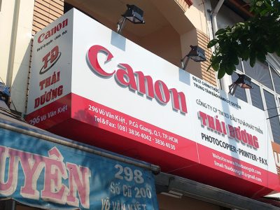 Biển hiệu cửa hàng