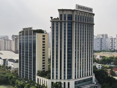 Thi công biển hiệu khách sạn Sheraton