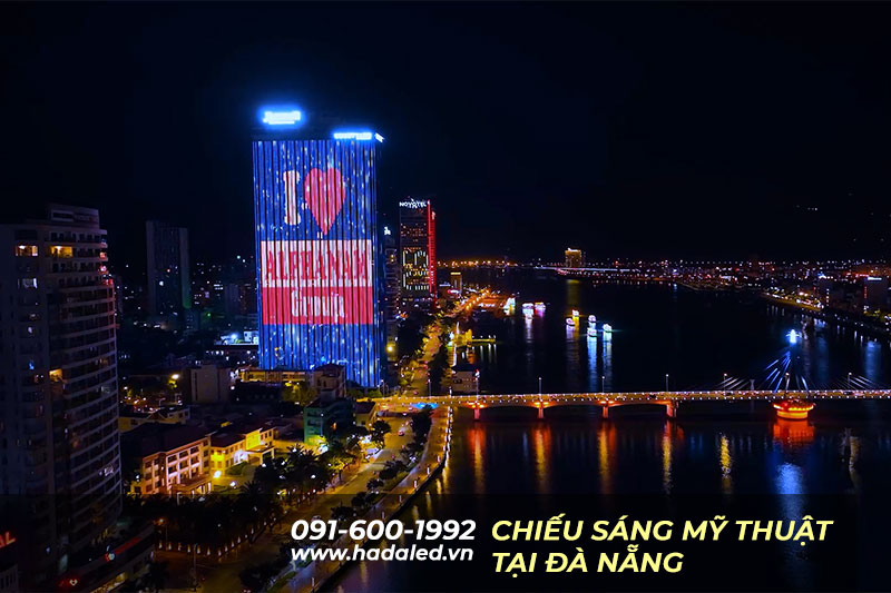 Den led pixel DMX trang tri toa nha Da Nang