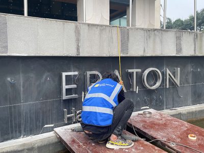 Trang Chủ 25 Biển chỉ dẫn nội khu khách sạn