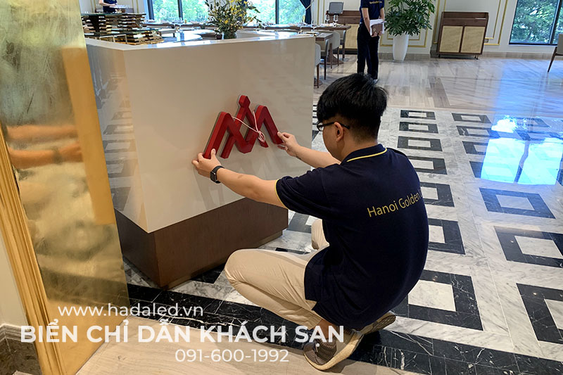 Thi Công Biển Chỉ Dẫn Khách Sạn Dolce By Wyndham Hanoi Golden Lake 32 thi cong bien hieu quay le tan khach san dolce